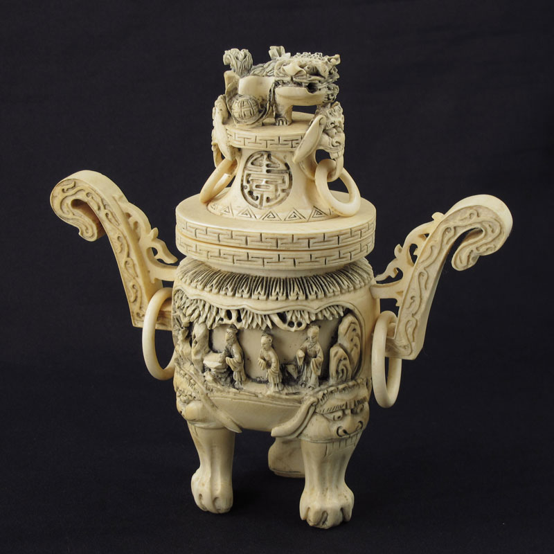 CARVED IVORY CENSOR: Foo dog finial