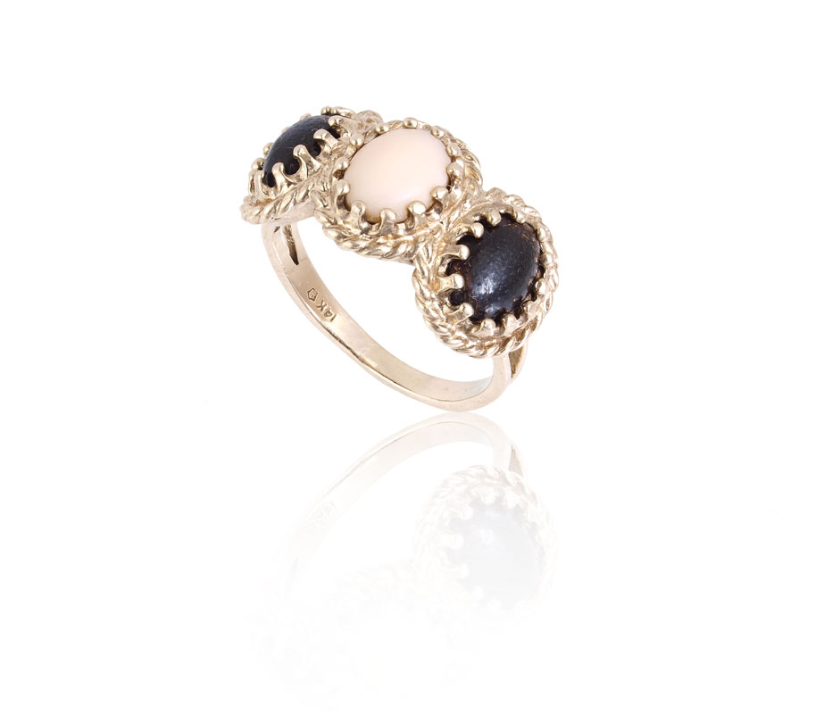 BLACK AND PINK CORAL RING: 14K