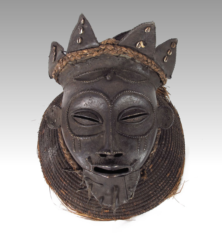 CARVED AFRICAN TOKAR HEADDRESS