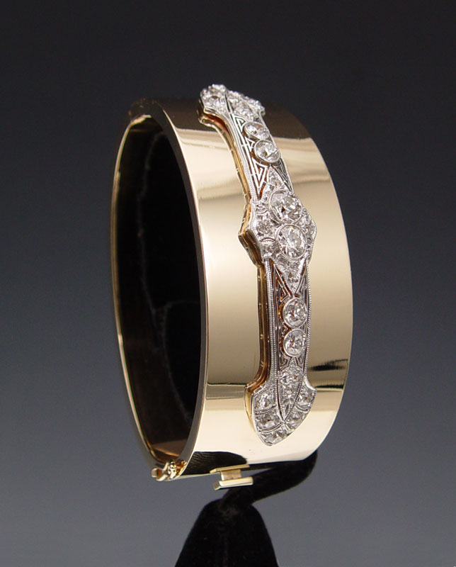 PLATINUM GOLD DIAMOND BANGLE 149602