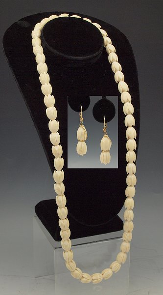 CARVED IVORY BEAD NECKLACE AND EARRINGS: