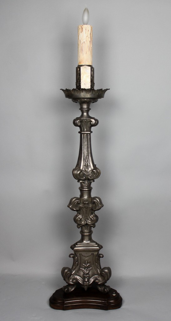 PAIR OF WEIGHTED SILVER CANDLESTICK 147301