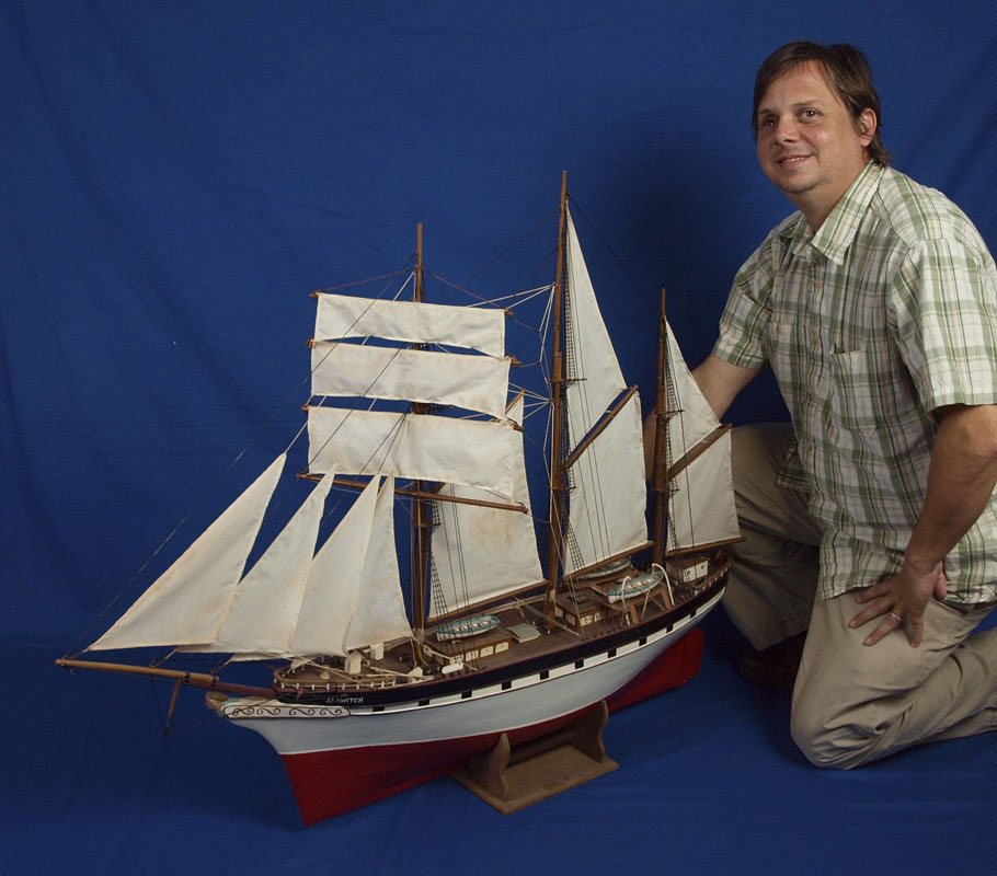 HANDMADE MODEL OF THE SCHOONER