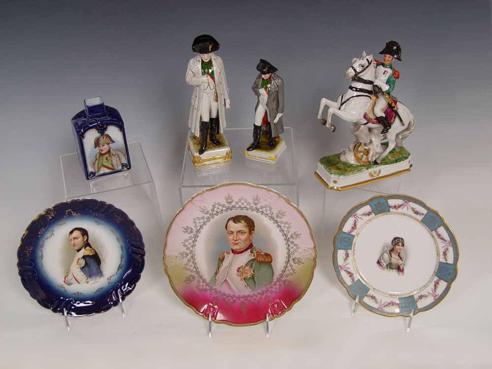 COLLECTION OF NAPOLEON PLATES FIGURES 147491