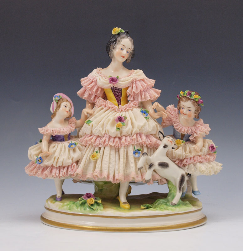 VOLKSTEDT LACY FIGURINE GROUP  14749f