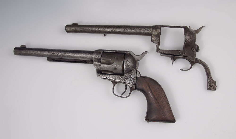 2 PIECE COLT SINGLE ACTION RELIC 1475e6