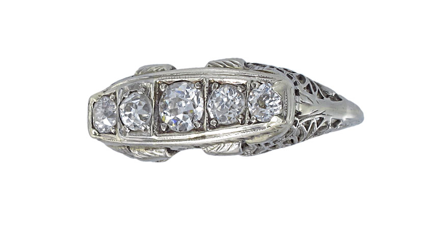 ANTIQUE 18K FILIGREE DIAMOND RING: