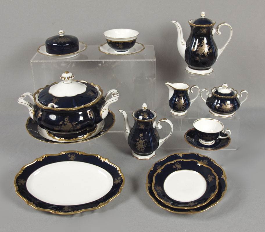 GERMAN COBALT AND GOLD FINE CHINA SERVICE: