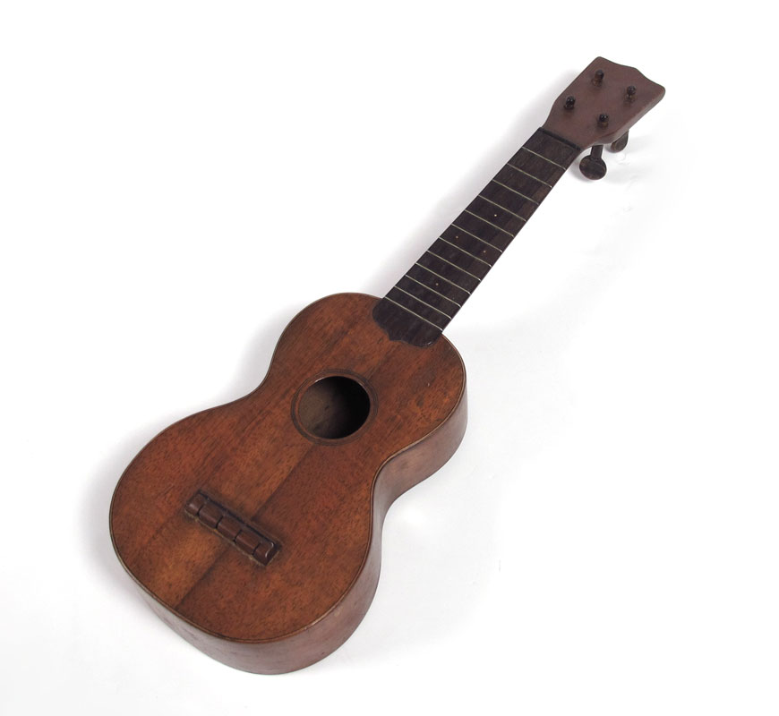 C F MARTIN CO UKULELE Early 147711