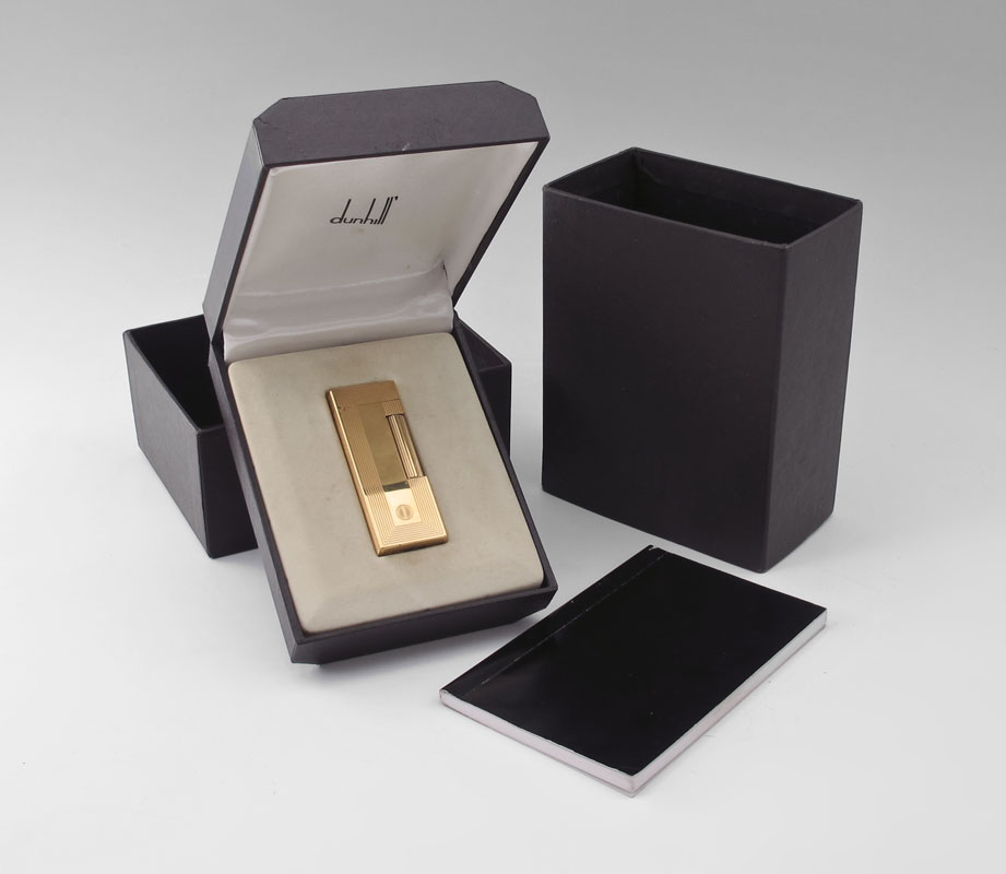 GOLD TONED DUNHILL LIGHTER Serial 147821