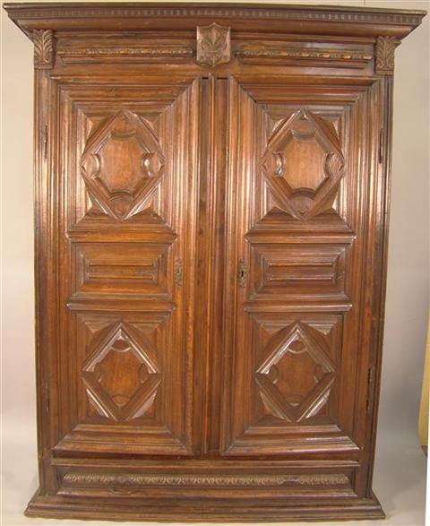 REGENCE WALNUT ARMOIRE 18th century