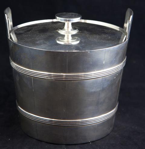 TIFFANY CO SILVER ICE BUCKET 1479bf