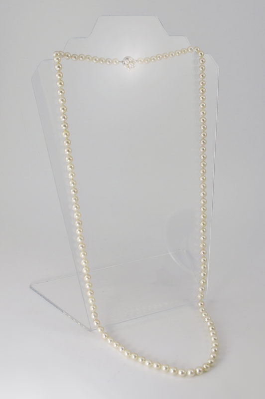 36 LONG CULTURED PEARL NECKLACE 147b19