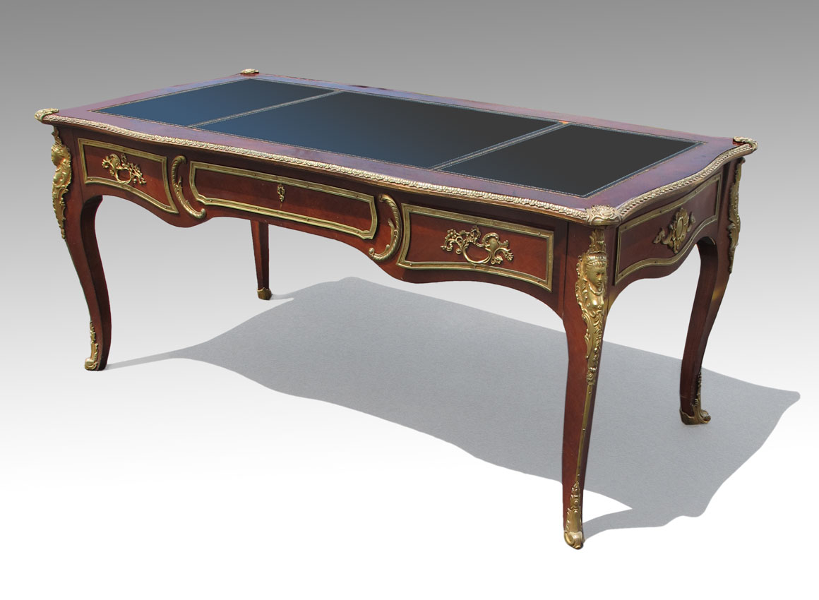 FRENCH STYLE ORMOLU BUREAU PLAT 147c0a