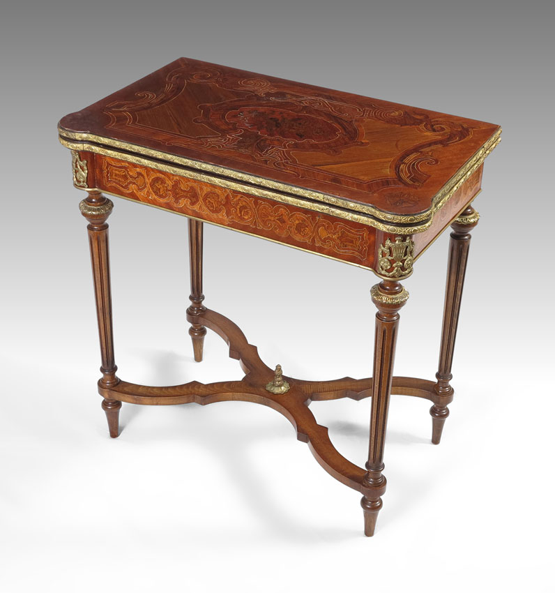 FRENCH LOUIS XVI STYLE GAME TABLE  147c31