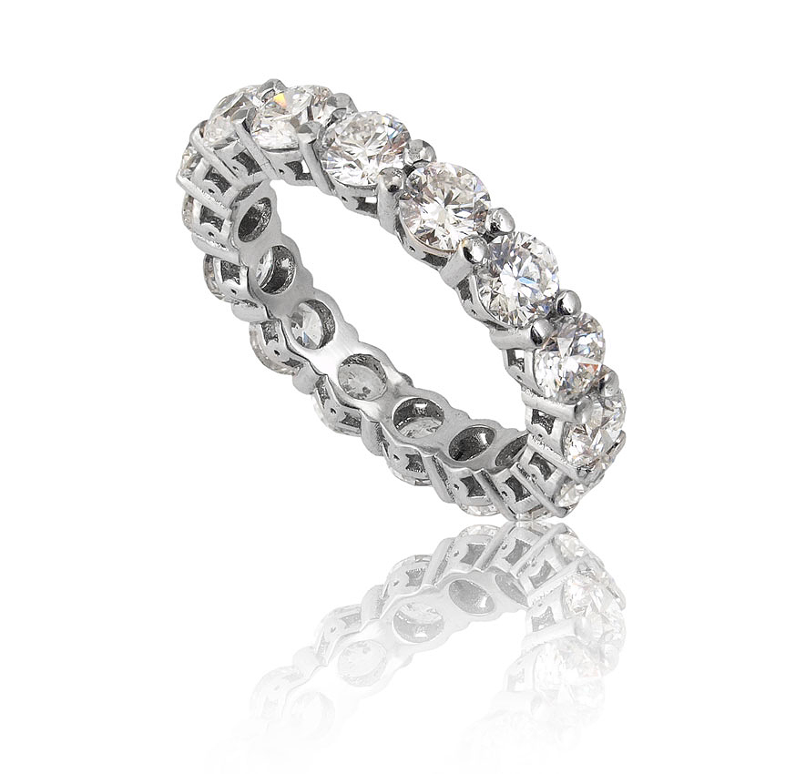 4 10 CT DIAMOND ETERNITY RING  147c38