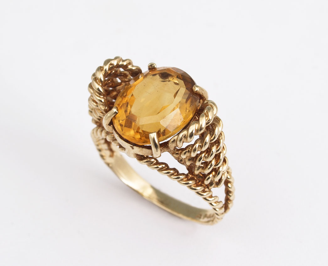 3 CT CITRINE RING One single 147c99