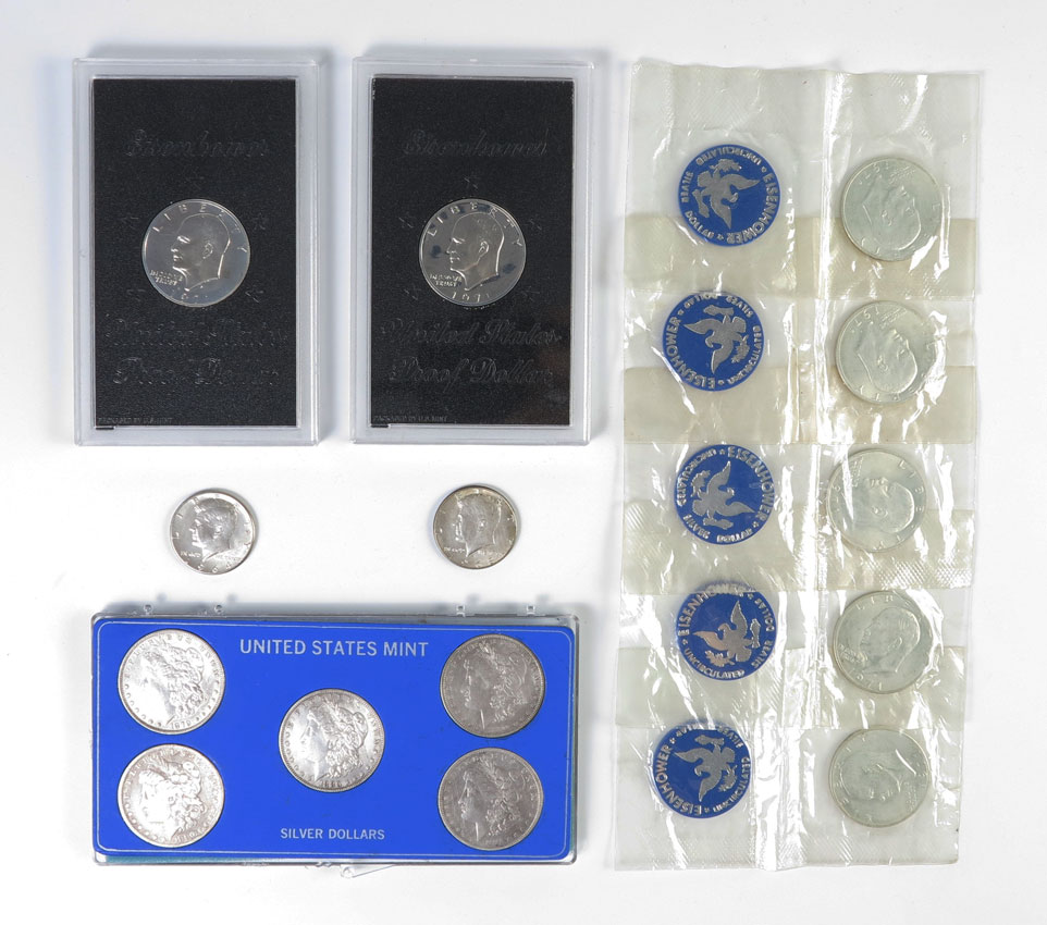 COLLECTION OF US SILVER COINS &