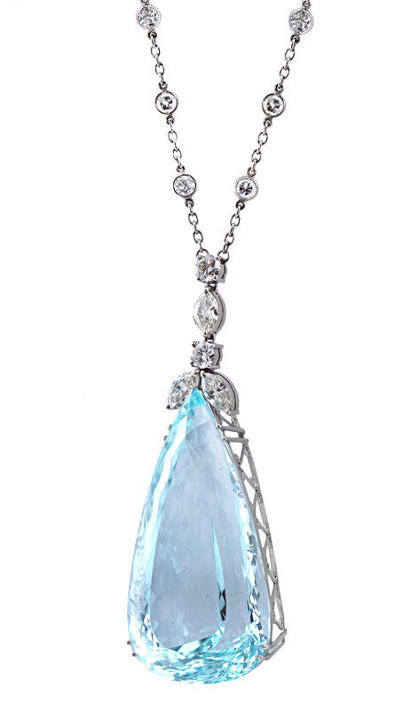 93.91 CT AQUAMARINE PENDANT SET