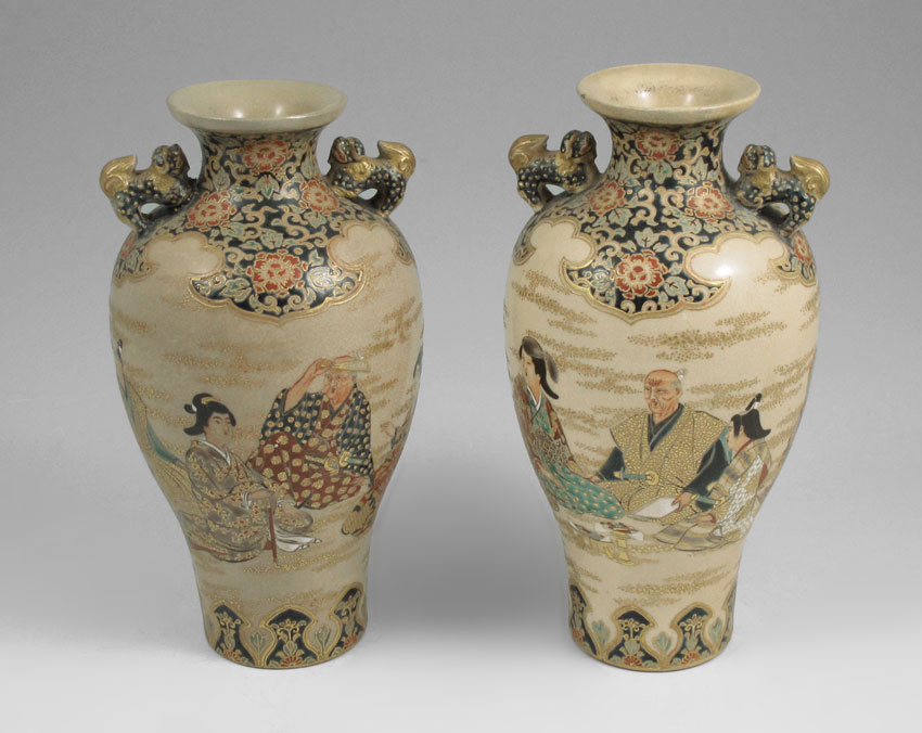 PAIR JAPANESE SATSUMA VASES Pair 147e2e