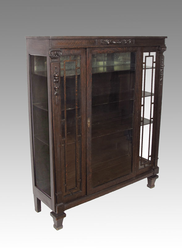 ARTS AND CRAFTS ERA CHINA CABINET  147e3f