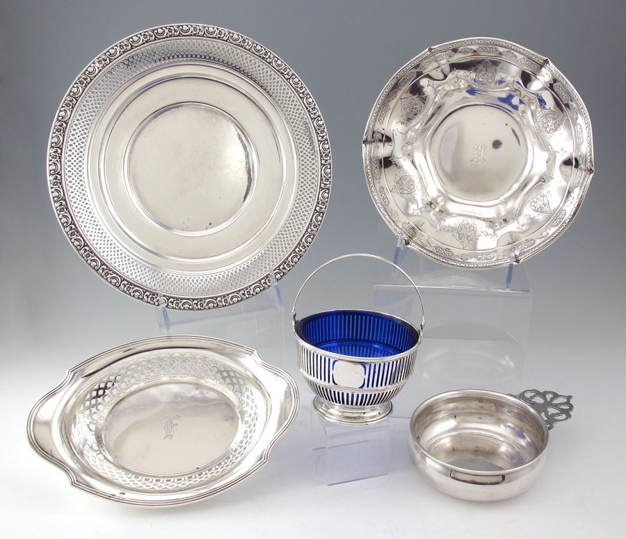 5 PIECE ESTATE STERLING BOWLS AND 147e82
