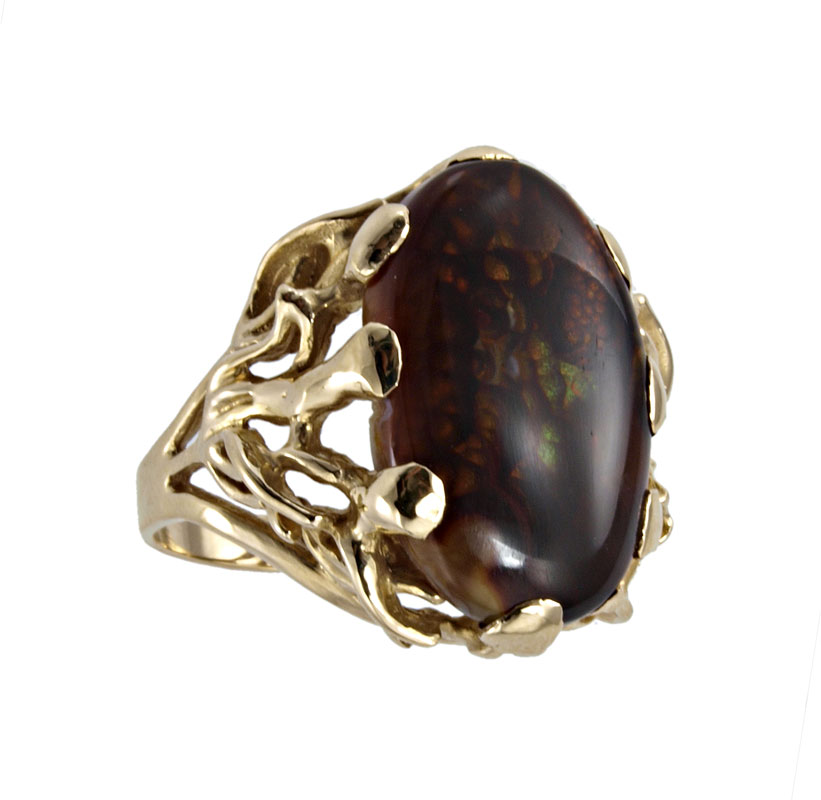 14K GOLD FIRE AGATE RING: 14K yellow
