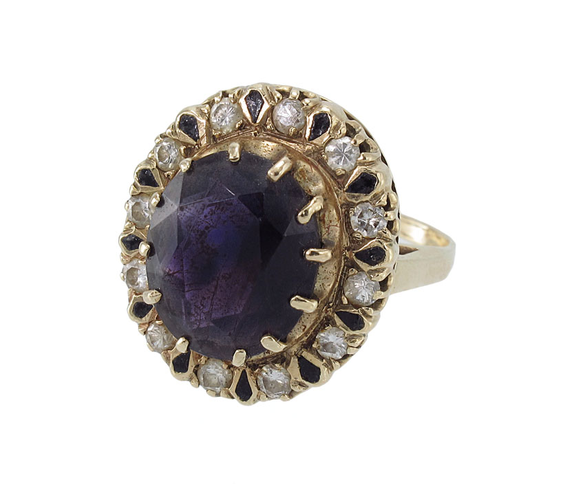 14K GOLD AMETHYST AND DIAMOND RING: