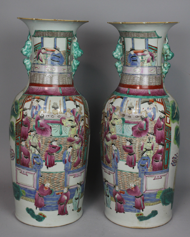 PAIR OF CHINESE FAMILLE ROSE BALUSTER 147f70