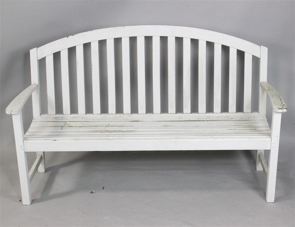 WHITE PAINTED GARDEN SLAT BENCH 1480a1
