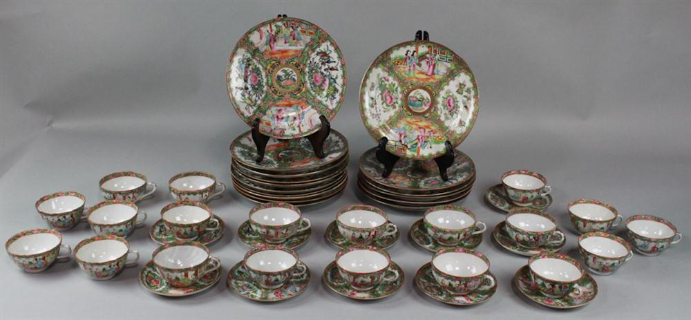 GROUP OF CHINESE ROSE MEDALLION DINNERWARES