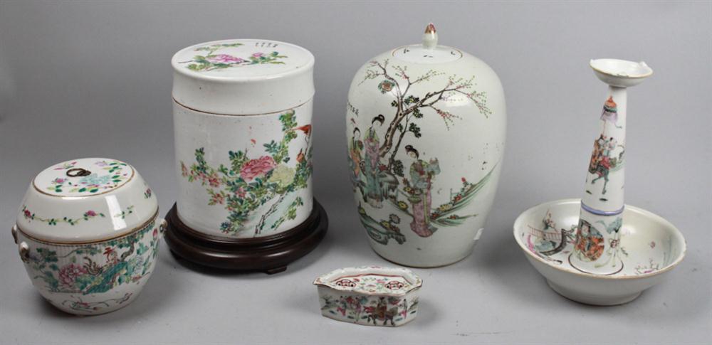 GROUP OF CHINESE FAMILLE ROSE PORCELAIN 14818b