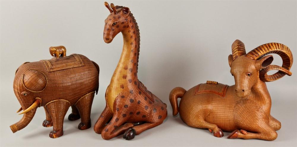 THREE CHINESE WOVEN BASKETRY ANIMALS 1481b1