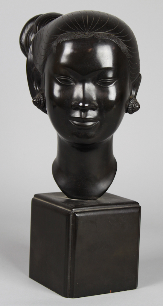 PORTRAIT BUST OF AN ASIAN LADY