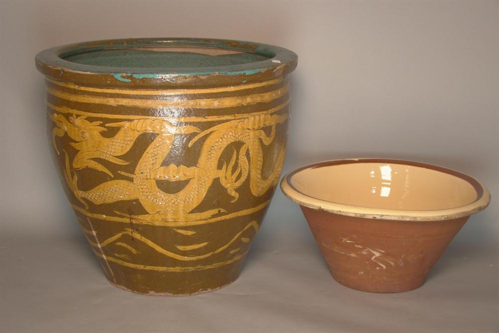 SOUTHEAST ASIAN SLIP-DECORATED JARDINIERE