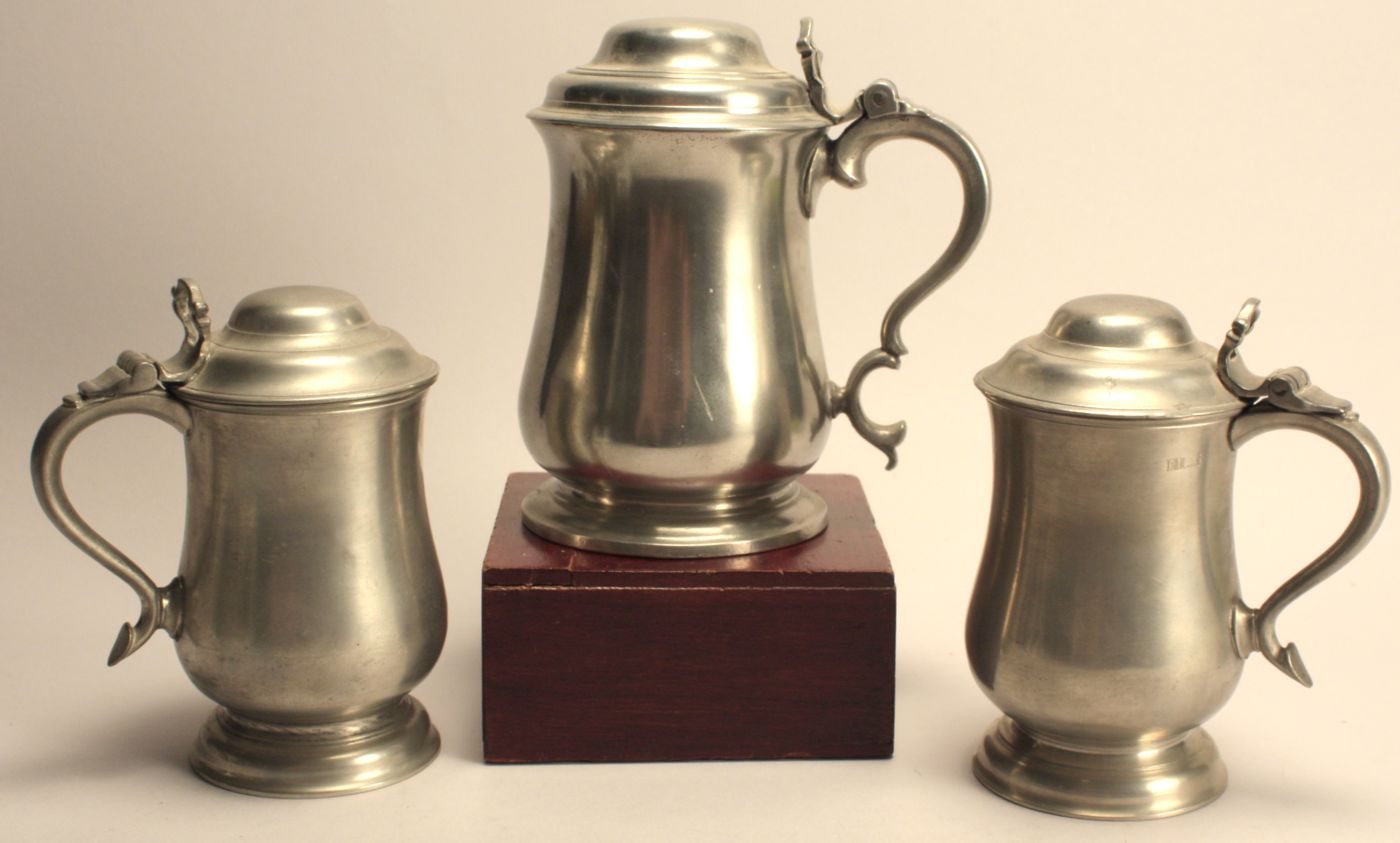 THREE ANTIQUE ENGLISH PEWTER LIDDED 14a91e