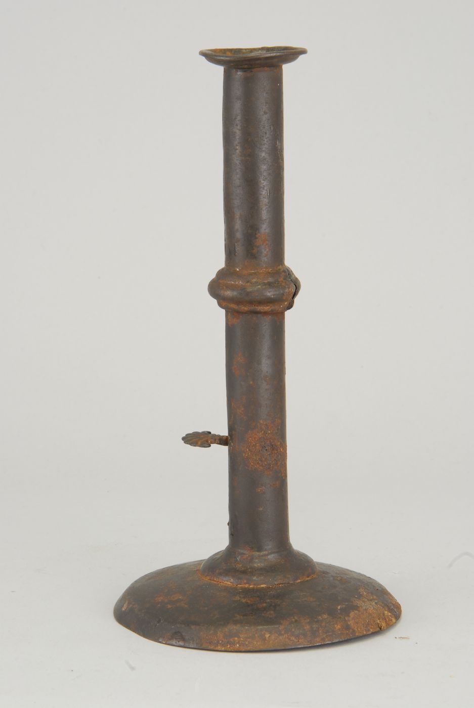 EARLY TIN HOGSCRAPER CANDLESTICKEarly 14a9b4