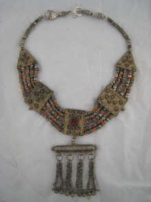 An ethnic necklace probably Syrian 14ab2e