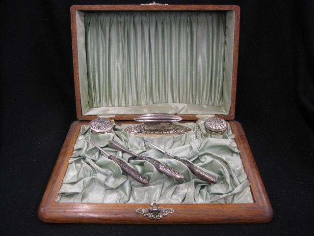 Victorian Oak Box with Lady s Vanity 14ac03