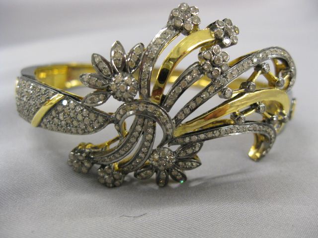 Diamond Bangle Bracelet fancy flower
