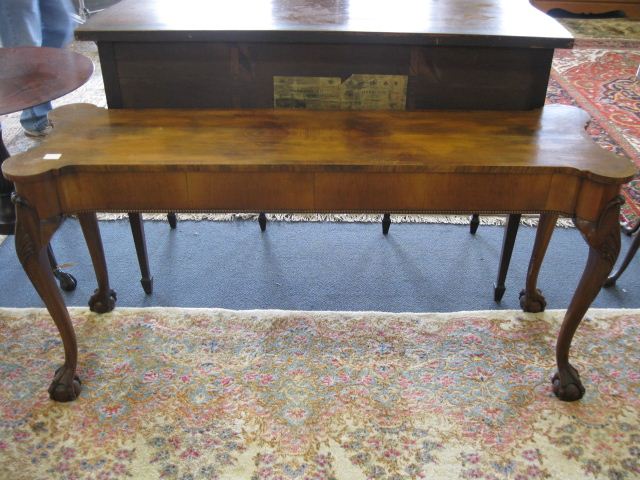 Fine Chippendale Style Sofa Table ball