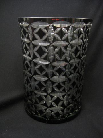 Ruby Cut-to-Clear Vase optic medallion