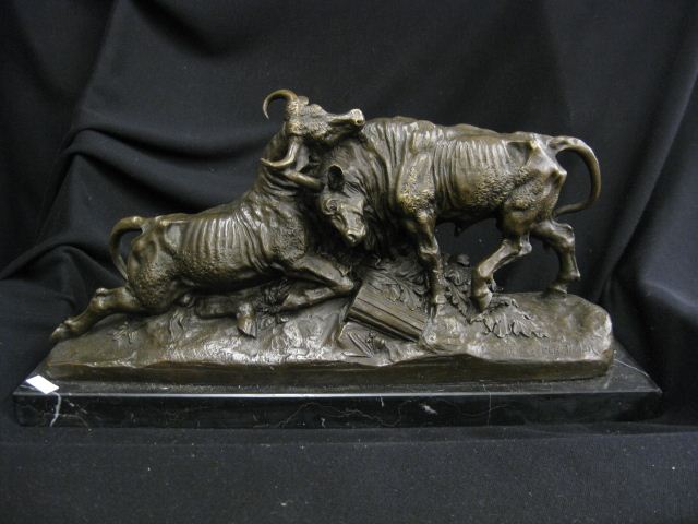 Bronze Statue of Bulls Fighting 14b127