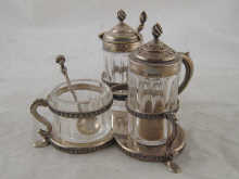 A Victorian silver three piece 14b242