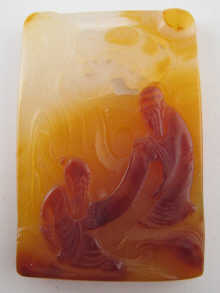 A Chinese agate pendant 3 5 x 5 5cm  14b320