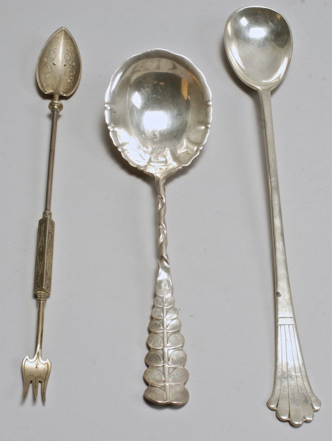 THREE STERLING SILVER SERVING PIECESA