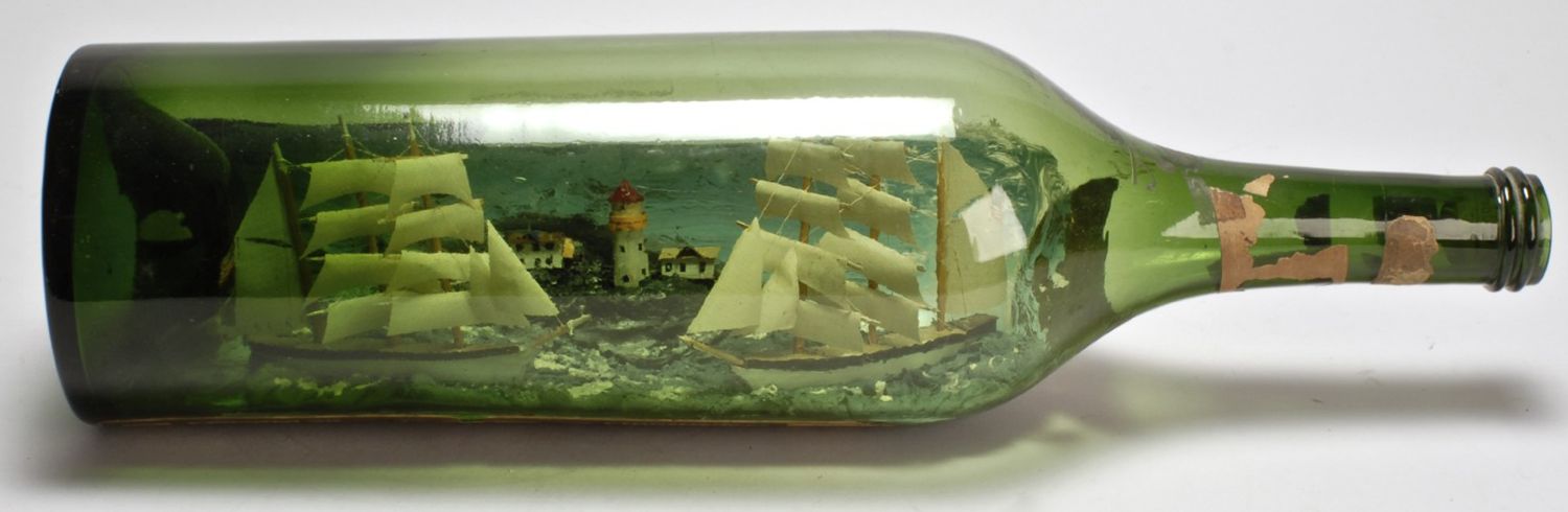 MARITIME DIORAMA IN A LARGE MARTINI 14b3b9