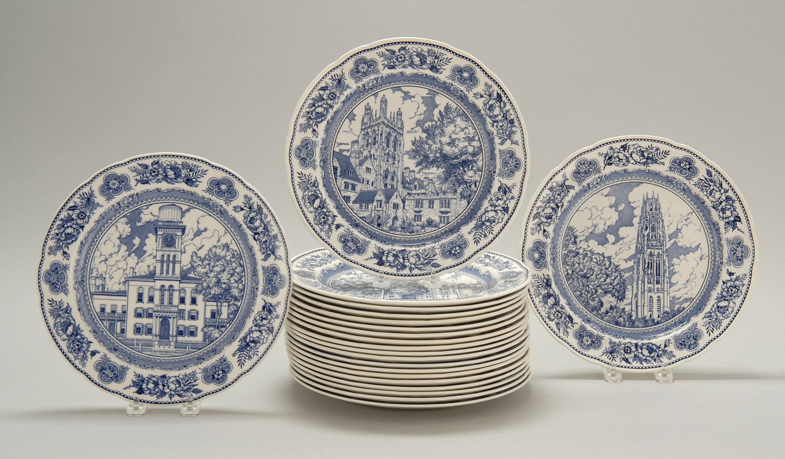 SET OF TWENTY-ONE WEDGWOOD YALE UNIVERSITY