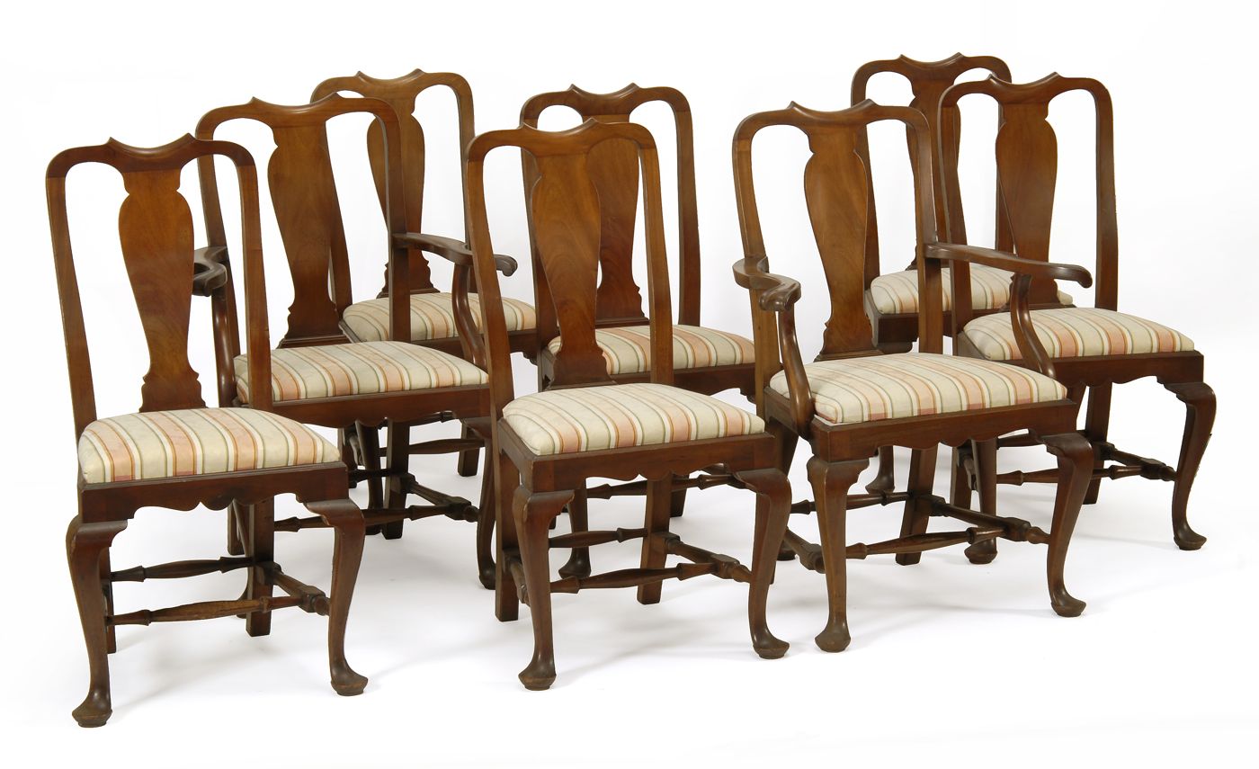 SET OF EIGHT QUEEN ANNE STYLE DINING 14b4f6