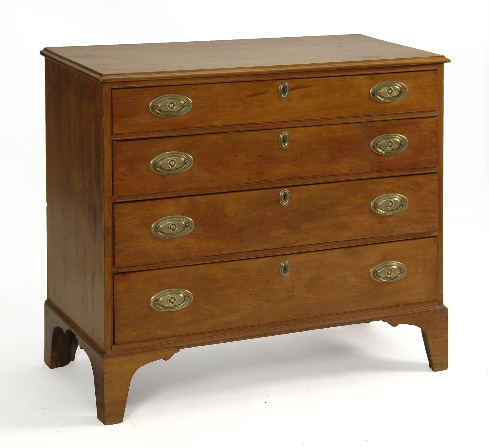 ANTIQUE AMERICAN FOUR-DRAWER CHESTLate